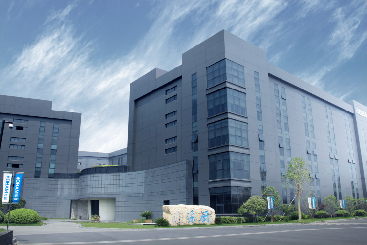 尊龙凯时大学简介